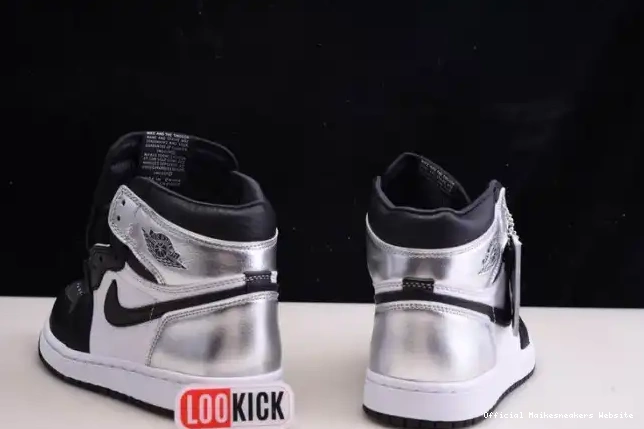 Official Maikesneakers HIGH TOE JORDAN SILVER WMNS OG 1 AIR CD0461-001 0328